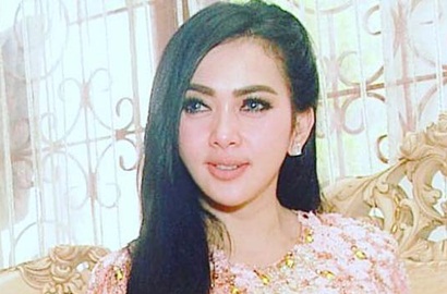 Heboh Syahrini Diduga Pamer Tas Kulit Buaya, Netizen: Kok Malah Bangga?