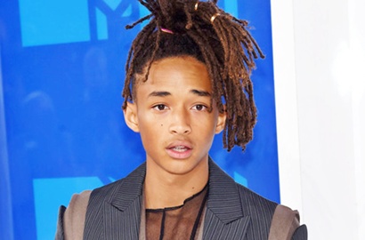 Makin Nge-Top Pasca Dikabarkan Meninggal, Jaden Smith Sengaja?