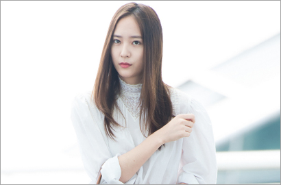 Jadi Model Sampul Majalah, Nama Krystal Malah Salah Ditulis di Cover