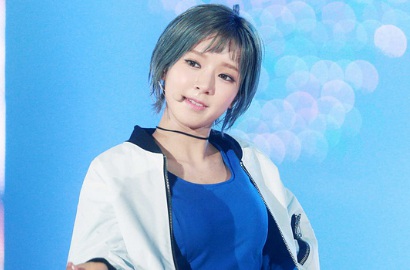 Nikmati Liburan, Choa AOA Malah Sengaja Pamer Dada?
