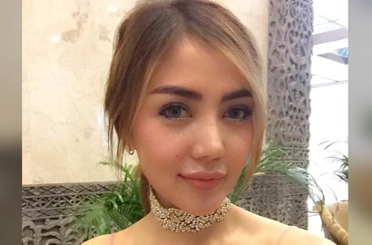 Jual Baju Muslimah dengan Cara 'Seksi', Bella Shofie Dikritik Netter