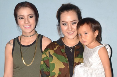 Bak Keluarga, Sheila Marcia Akui Selalu Lakukan Semua Hal Bareng 'Pacar Lesbiannya'