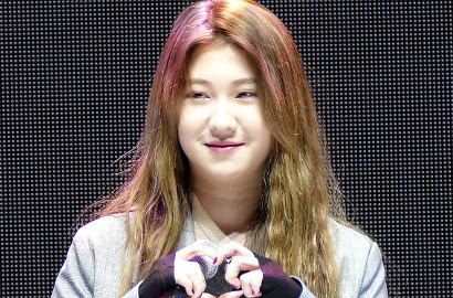 Dikritik Jiplak Penampilan Sulli, Baek Ye Rin Bungkam Haters