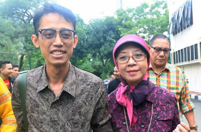 'Menghilang' dari TV, Mario Teguh Dituduh Bakal Kabur ke Luar Negeri