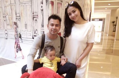 Cuek Isu Selingkuh Makin Panas, Raffi Pamer Video Nagita-Rafathar Asyik Naik 'Beruang'