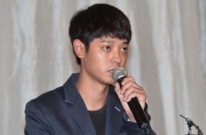 Bebas Tuduhan, Agensi Kejar Penyebar Video Mesum Jung Joon Young