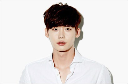 Lee Jong Suk Ikut Bintangi MV Terbaru Davichi?