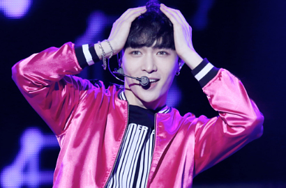 Benarkan Kabar Pingsan, SM Ungkap Kondisi Terbaru Lay EXO