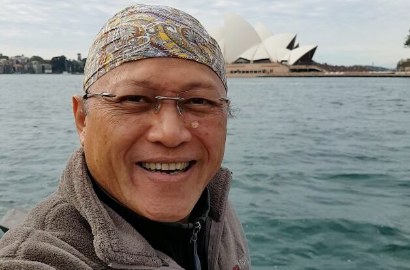 Bersikap Janggal, Mario Teguh 'Plin-Plan' Soal Akui Kiswinar Sebagai Anak