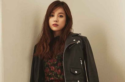 Rampung 'W', Han Hyo Joo Cantik Manja-Manjaan dengan Anjing