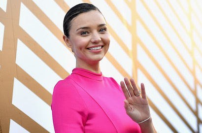 Menyusup Rumah Miranda Kerr, Seorang Pria Asing Sekarat Ditembak 4 Kali