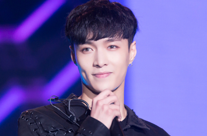 Bikin Fans Khawatir Karena Pingsan, Lay EXO Janji Bakal Tidur Nyenyak
