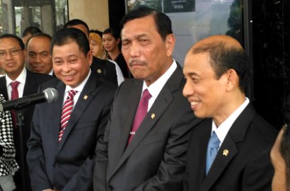Luhut Komentari 'Comeback' Arcandra Tahar ke ESDM