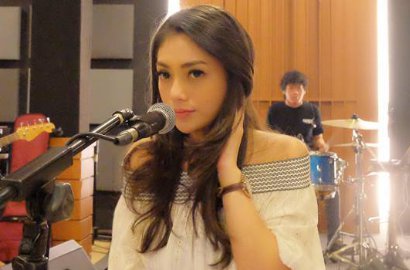 Celine Evangelista Benarkan Dirinya Datangi Dokter Kandungan