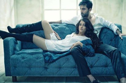 Pose 'Panas' Saat Pemotretan Bareng, Ranbir Kapoor Puji Habis Aishwarya Rai