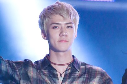 Pamer Selca dengan Filter Lucu, Sehun EXO Diledek Alay
