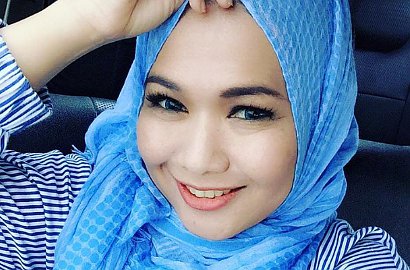 Usai Bayinya Meninggal, Dea Mirella Diam-Diam Gugat Cerai Suami