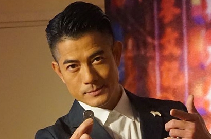 Mendadak Cemberut, Begini Reaksi Aaron Kwok Ditanya Soal Pernikahan Mantan Pacar