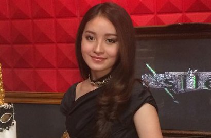 'Keperawanan' Dipertanyakan, Natasha Wilona Cuek Pamer Foto Selfie
