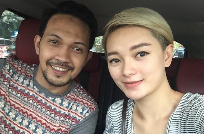 Buntut Insiden Pantat Dipegang Fans, Pacar Batalkan Pernikahan dengan Zaskia Gotik?