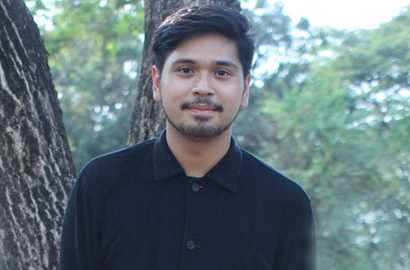 Satriyo Ogah Komentar, Begini Tanggapan Petra Sihombing Soal Foto Ciumannya