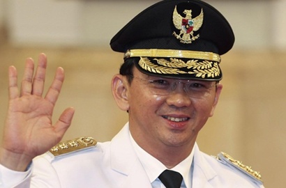 Aksi Berdoa di Depan Ahok Jadi Viral, Apa Saja Isi Harapan Wanita Ini?