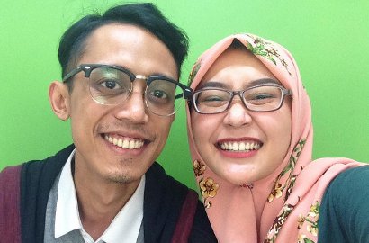 Mario Teguh Diperiksa, Kiswinar Asyik Rayakan Ultah Pacar Tersayang