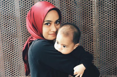 Putra Ayudia Bing Slamet Emut Jempol Kaki, Netter: Minta Adik Ya?