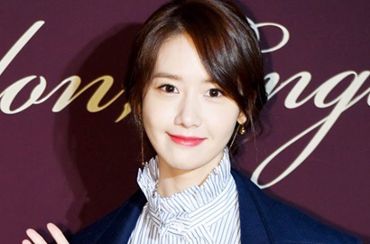 Pamer Selca Pegang Garpu, Imutnya Yoona SNSD Bak Boneka Barbie