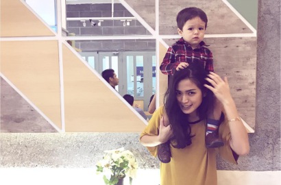 Jessica Iskandar Siap Kembali ke Eropa Bareng El untuk Perayaan Natal
