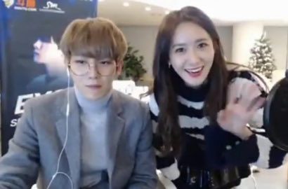 Diajari Cara Main Game 'LoL', Yoona Terpesona Perhatian Baekhyun