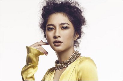 Kagetnya Mikha Tambayong Saat Tahu Namanya Muncul di Situs 'Panas'