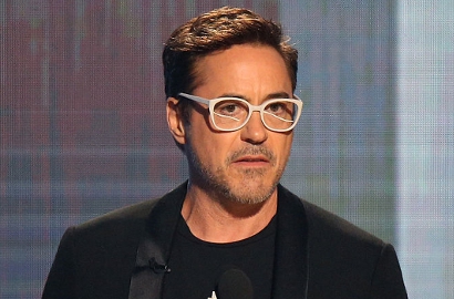 Masih 'Ditahan' Marvel, Robert Downey Akan Kembali di 'Avengers: Infinity War'