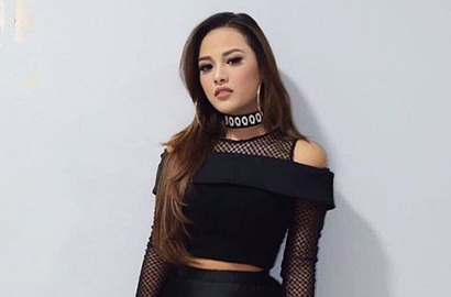 Beredar Video Mesra Aurel dengan Pacar Baru, Netter Salah Fokus Gara-Gara Ini