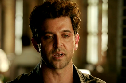 Alami Kebutaan, Hrithik Roshan Selamatkan Yami Gautam di Trailer 'Kaabil'