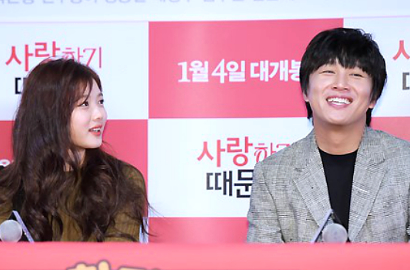 Muncul 'Bukti' Baru, Kim Yoo Jung Lagi-Lagi Dikritik Tak Sopan ke Cha Tae Hyun cs