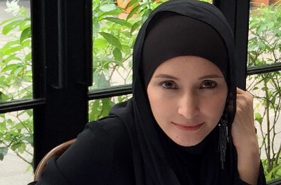 Suami Resmi Ditahan KPK, Begini Ungkapan Sedih Inneke Koesherawati