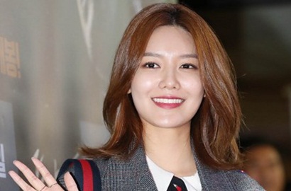 Ditanya Soal Pacarnya Jung Kyung Ho, Jawaban Sooyoung SNSD Ini Bikin Baper