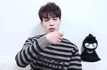 Punya Bibir Merah Merona, Ternyata Ini Rahasia Lee Dong Wook