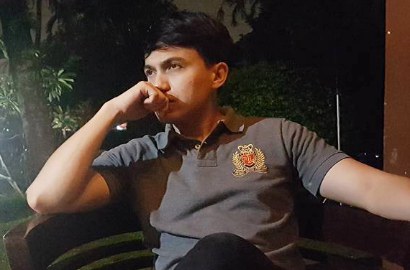 Rangkul dan Sentuh Pundak Five Vi, Sahrul Gunawan Dikecam Netizen