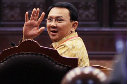 Ahok Jalani Sidang Penistaan Agama Lagi, #FreeAhok Jadi Trending Topik di Twitter