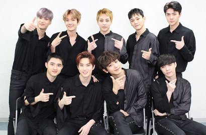 Pakai Kemeja Hingga Sweater, Gantengnya EXO di Foto Promosi Lotte Duty Free