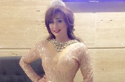 Secantik KD dan Yuni Shara, Boby Tince Pamer 'Belahan Dada'