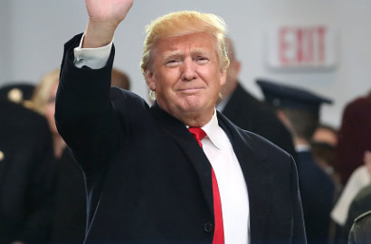 Donald Trump Pidato Pertama sebagai Presiden AS, Hujan Turun