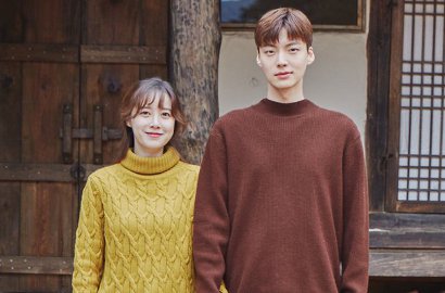 Gelar Pameran, Lukisan Goo Hye Sun Terinspirasi Ahn Jae Hyun?