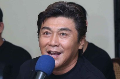 Istri Keempat Baru Melahirkan, Willy Dozan Takut Diejek Punya Anak di Usia Hampir 60 Tahun