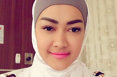Waduh, Julia Perez Ungkap Kankernya Sudah Menjalar Hingga ke Saraf Kaki