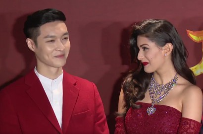 Aktris Bollywood Curi Pandang Kepadanya, Ini Reaksi Lay EXO