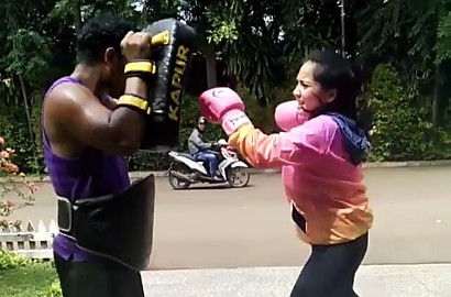 Bukan Tiru Ayu Ting Ting, Ini Alasan Nagita Rajin Latihan Muay Thai