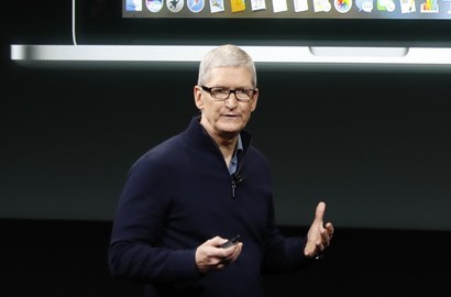 Donald Trump Cekal Imigran Muslim ke AS, CEO Apple Protes